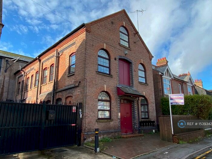 1 Bedroom Maisonette To Rent In Higham Road, Chesham, HP5