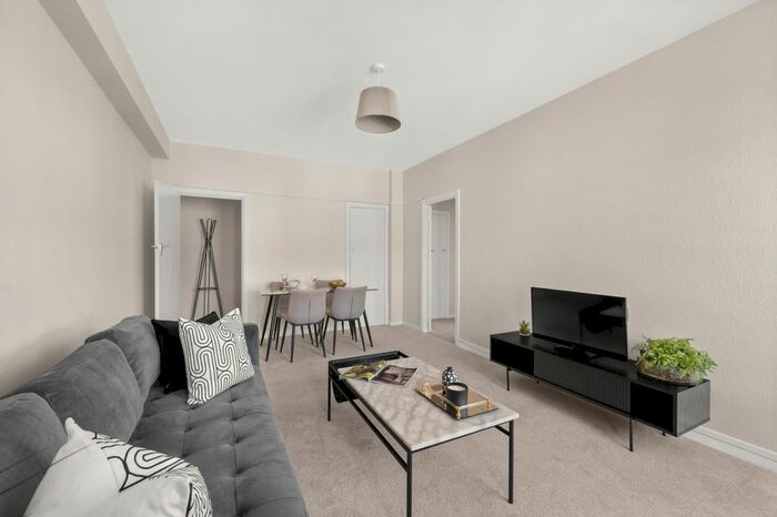 1 Bedroom Flat To Rent In Dolphin Square, London, SW1V