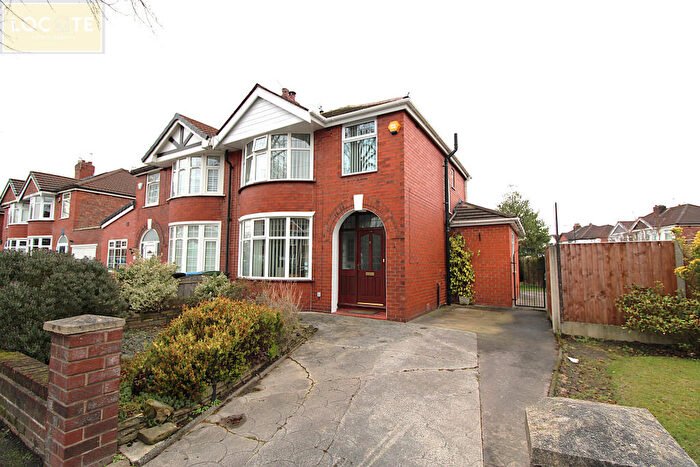 3 Bedroom Semi Detached House For Sale In Canterbury Road, Davyhulme, M41