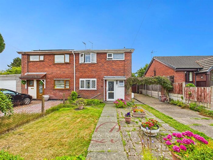 3 Bedroom Semi-Detached House For Sale In Maes Glas, Treuddyn, Mold, CH7