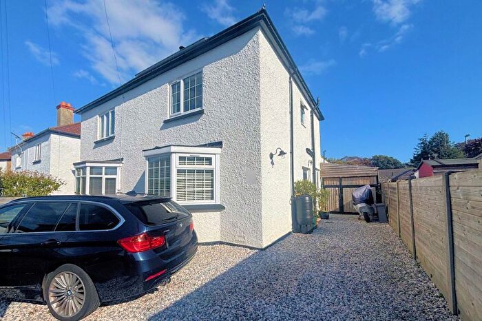 2 Bedroom Semi-detached House For Sale In The Haven, Alverstoke, PO12