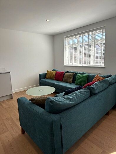 1 Bedroom Flat To Rent In Lincoln Road, New Hinksey, OX1