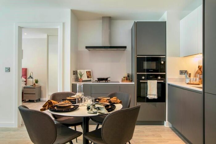 2 Bedroom Flat To Rent In City Road, London, EC1V