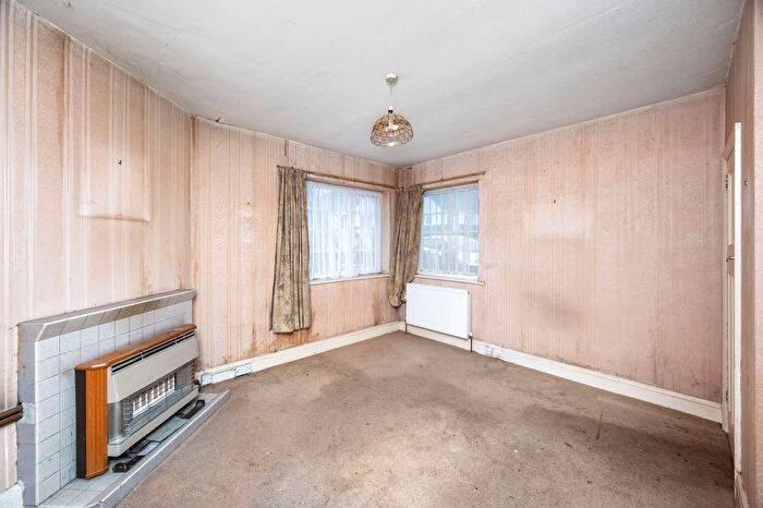 2 Bedroom Detached Bungalow For Sale In Galliers Close, Brighton, BN1