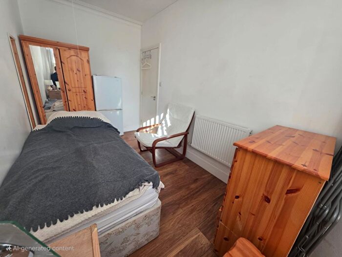 1 Bedroom Property To Rent In Portland Road, Luton, Bedfordshire, LU4