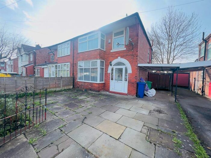 3 Bedroom Semi-Detached House To Rent In St. Werburghs Road, Chorlton Cum Hardy, Manchester, M21