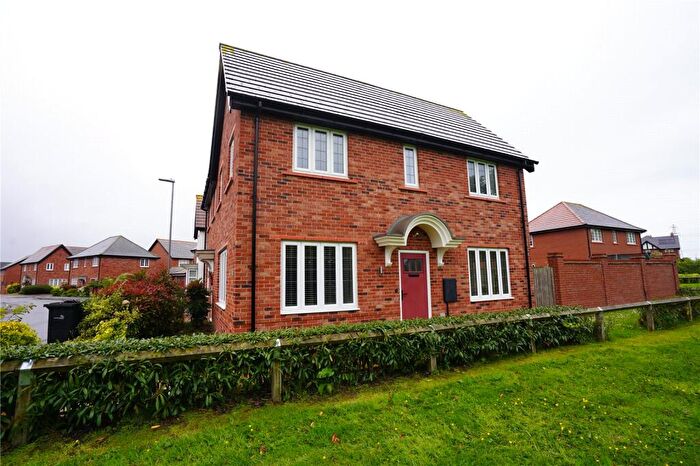 3 Bedroom Semi Detached House For Sale In Higher Croft Drive, Crewe, Cheshire, CW1