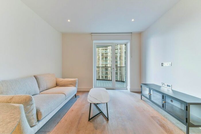 1 Bedroom Flat To Rent In Cassini Apartments, White City Living, London, W12