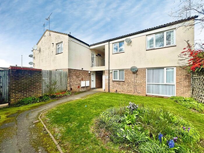 1 Bedroom Maisonette For Sale In Northmead Road, Slough, SL2