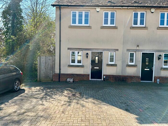 2 Bedroom Semi Detached House To Rent In Cyprus Gardens, Exmouth, EX8