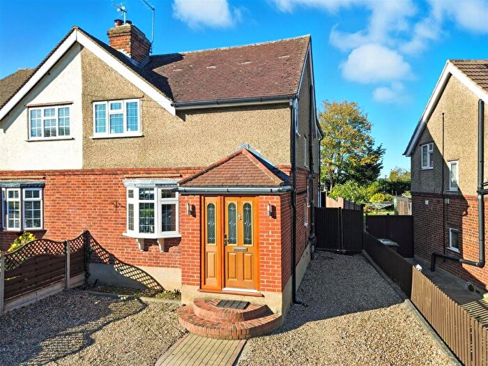 3 Bedroom Semi Detached House For Sale In Hansells Mead, Roydon, CM19