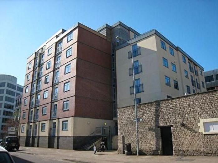 1 Bedroom Property To Rent In Wellington Street, Swindon, SN1