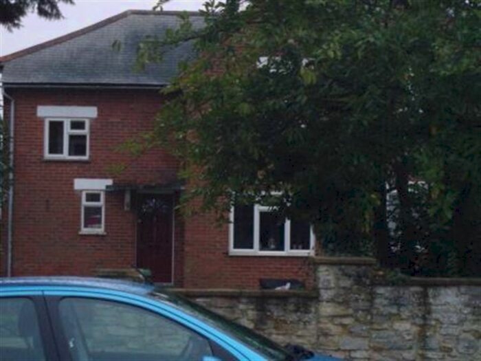 4 Bedroom Property To Rent In Mayfield Road, Swaythling, Southampton, SO17