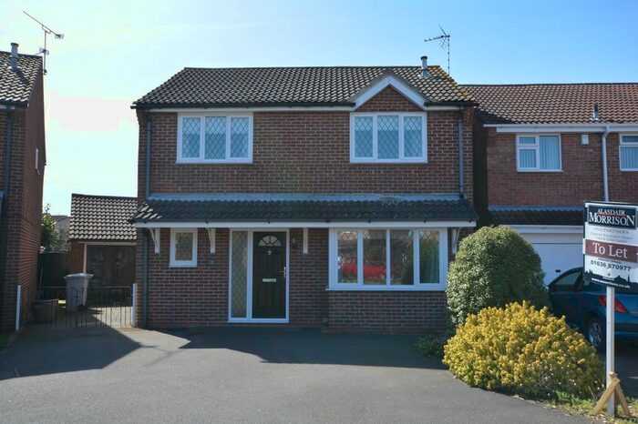4 Bedroom Detached House To Rent In The Weavers, Newark, NG24
