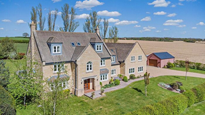 7 Bedroom House For Sale In Glapthorn, Near Oundle, PE8