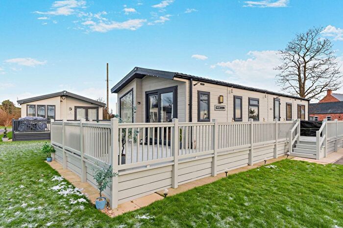 2 Bedroom Detached House For Sale In Helsey, Hogsthorpe, Skegness, PE24