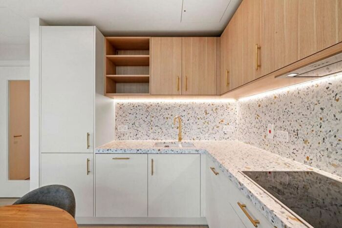 2 Bedroom Flat To Rent In Brill Place, London, NW1