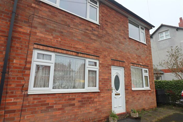 2 Bedroom Apartment To Rent In Gainsborough Road, Crewe, Cheshire, CW2