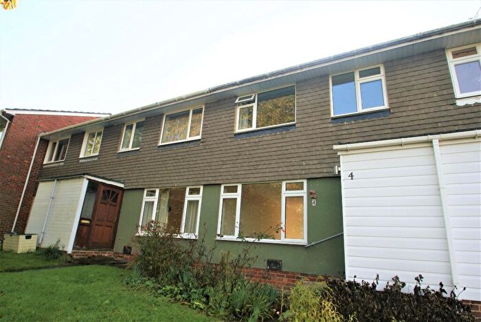 3 Bedroom Terraced House To Rent In Clatford Manor Estate, Upper Clatford, SP11