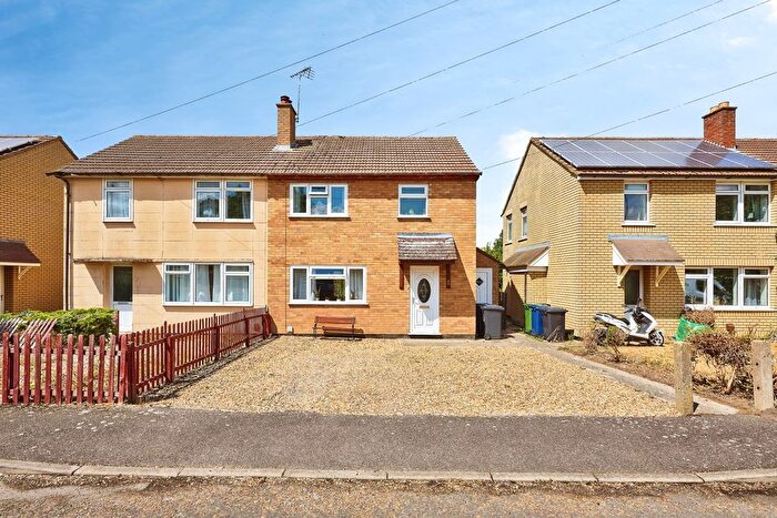 3 Bedroom Semi-Detached House For Sale In Macaulay Avenue, Great Shelford, Cambridge, Cambridgeshire, CB22
