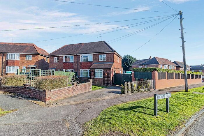 3 Bedroom Semi-Detached House For Sale In Ridgway Road, Brogborough, Bedford, MK43
