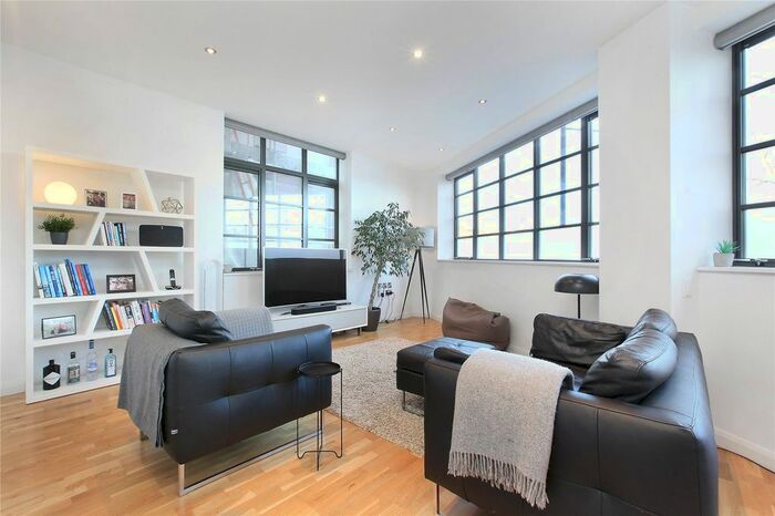 2 Bedroom Flat To Rent In Leigham Court Road, Streatham Hill, SW16