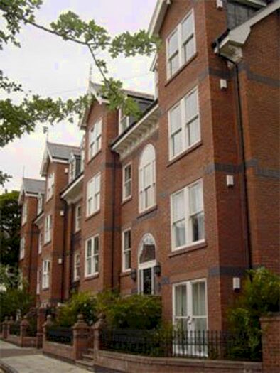 2 Bedroom Flat To Rent In Pelham Grove, Aigburth, Liverpool, L17