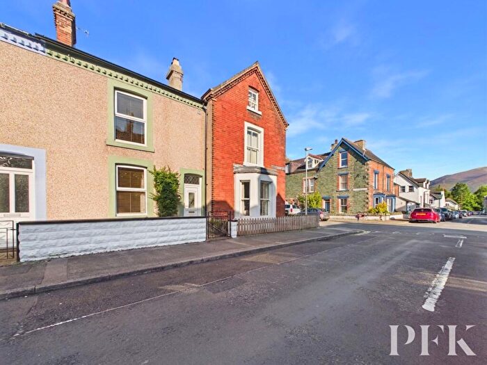 3 Bedroom Terraced House For Sale In Wordsworth Street, Keswick, CA12