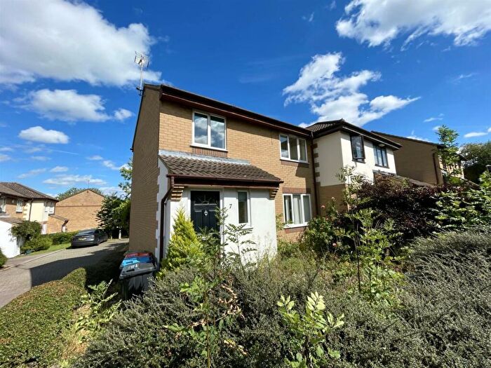 3 Bedroom End Of Terrace House To Rent In Kidd Close, Crownhill, Milton Keynes, MK8