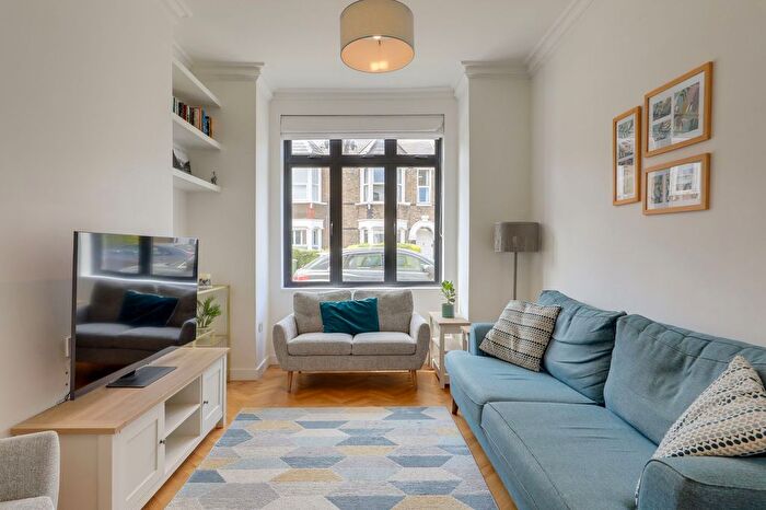 3 Bedroom Terraced House For Sale In Longhurst Road, Hither Green, SE13