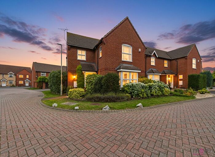 3 Bedroom Semi-Detached House For Sale In Kaskelot Way, Hempsted, GL2