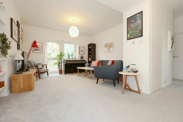 2 Bedroom Flat To Rent In Mary MacArthur House, Warley Street, London, E2