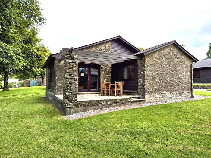2 Bedroom Lodge For Sale In Tywardreath, Par, PL24