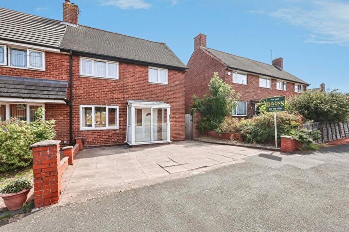 3 Bedroom Semi-Detached House For Sale In Genners Lane, Northfield, Birmingham, West Midlands, B31