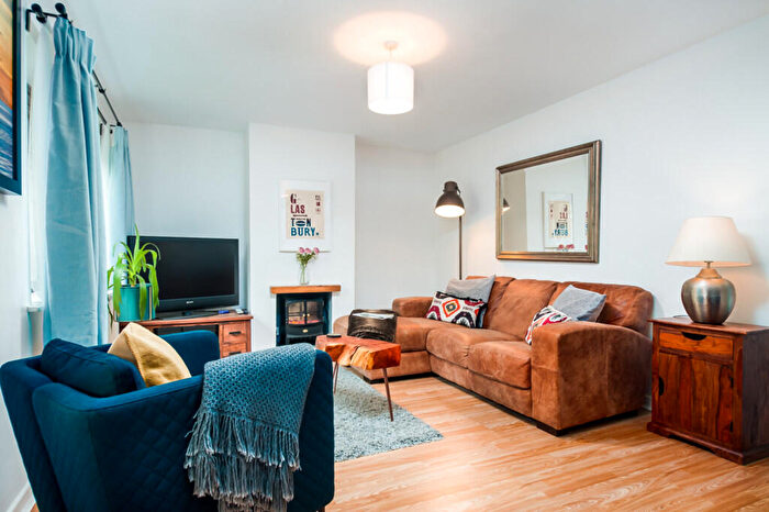 3 Bedroom Terraced House To Rent In Ashley Avenue, Bath, BA1