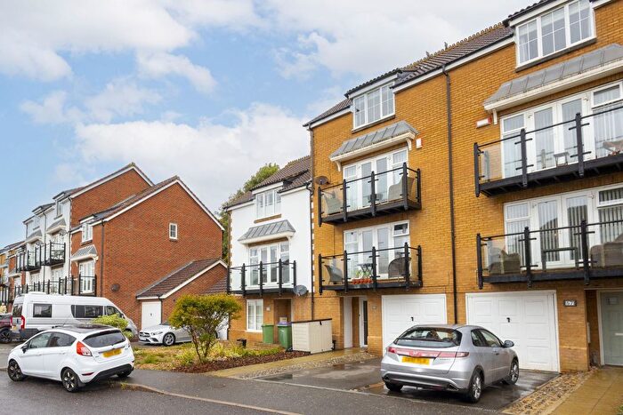 4 Bedroom Town House For Sale In Alexandra Corniche, Hythe, CT21