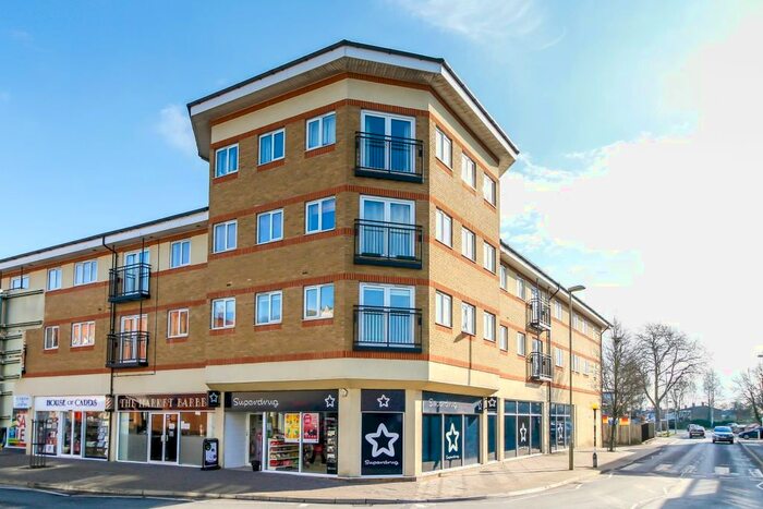 2 Bedroom Flat To Rent In High Street, Kidlington, OX5