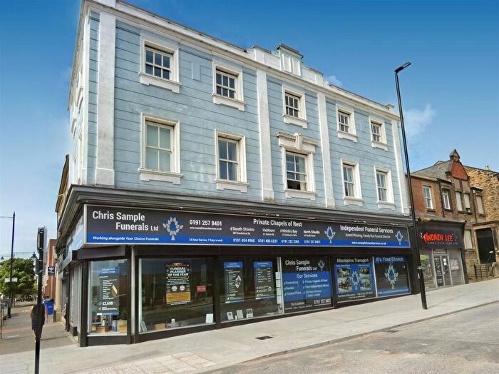 2 Bedroom Apartment For Sale In Saville Street, North Shields, NE30