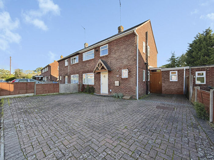3 Bedroom Semi Detached House For Sale In Bearley, Stratford-upon-Avon, CV37