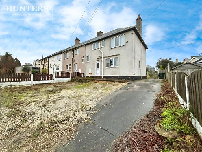 3 Bedroom Semi Detached House For Sale In Doncaster Road, Darfield, Barnsley, S73