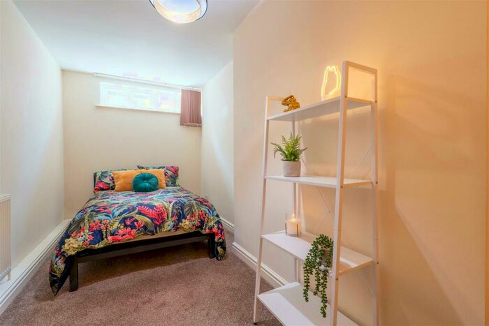 5 Bedroom Flat To Rent In A Gell Street, Sheffield, S3