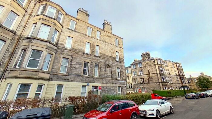 1 Bedroom Flat To Rent In Meadowbank Crescent, Meadowbank, Edinburgh, EH8