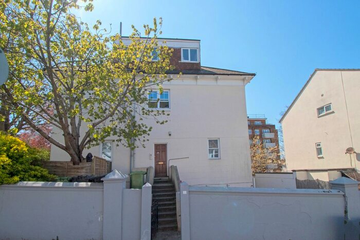 1 Bedroom Flat To Rent In Wellington Road, Brighton, BN2