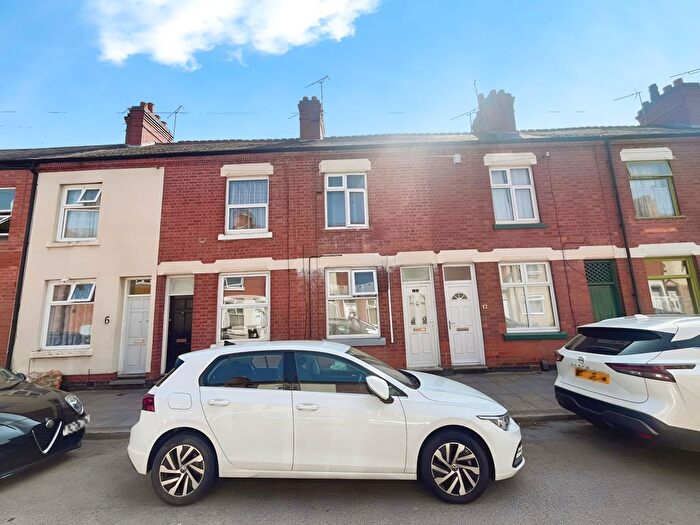 2 Bedroom Terraced House For Sale In Bolton Road, Leicester, LE3