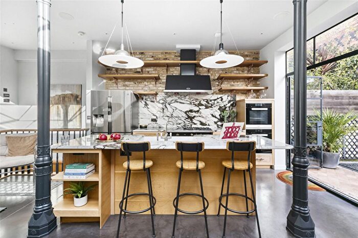 4 Bedroom Terraced House For Sale In Bolingbroke Grove, Clapham, London, SW11