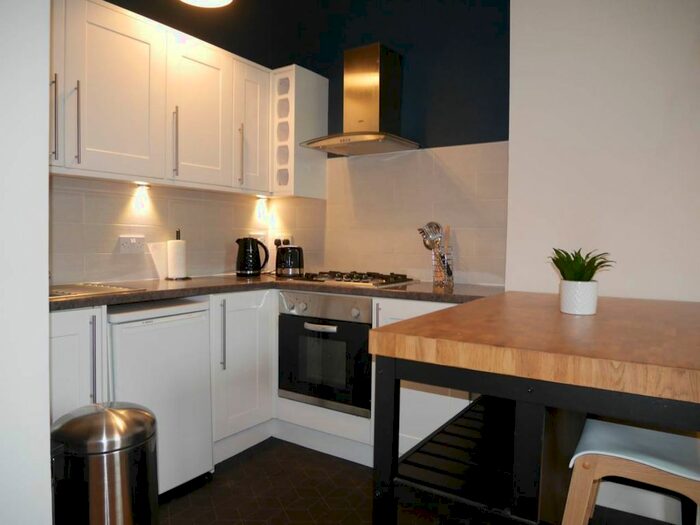 1 Bedroom Flat To Rent In Marionville Road, Edinburgh, EH7