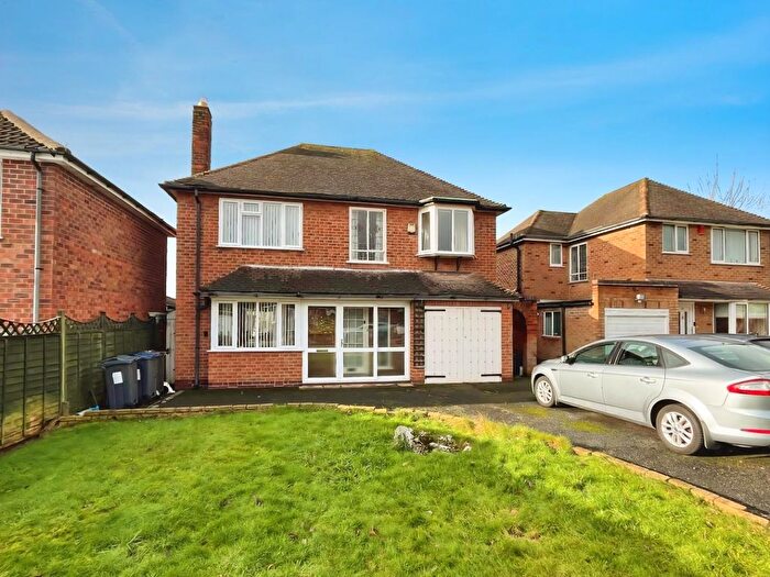 4 Bedroom Detached House For Sale In West View Road, Sutton Coldfield, B75