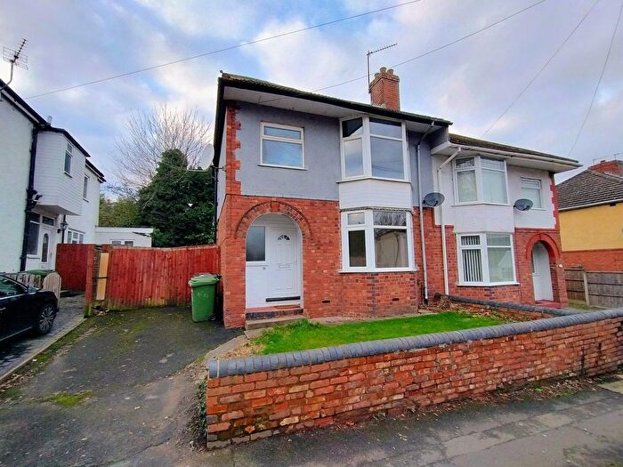 3 Bedroom Semi Detached House To Rent In Upper Villiers Street, Blakenhall, Wolverhampton, WV2