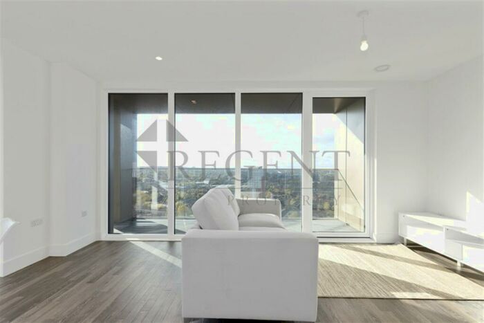 2 Bedroom Apartment For Sale In Cobalt Tower, Moulding Lane, SE14