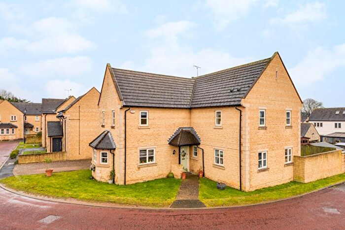 4 Bedroom Detached House For Sale In Bakers Lane, Weldon, NN17